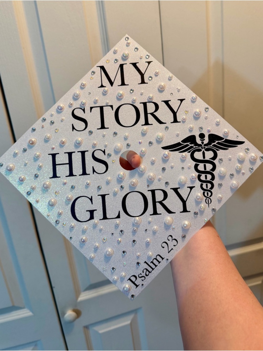 Pearl-Embellished White Graduation Cap - "My Story His Glory"